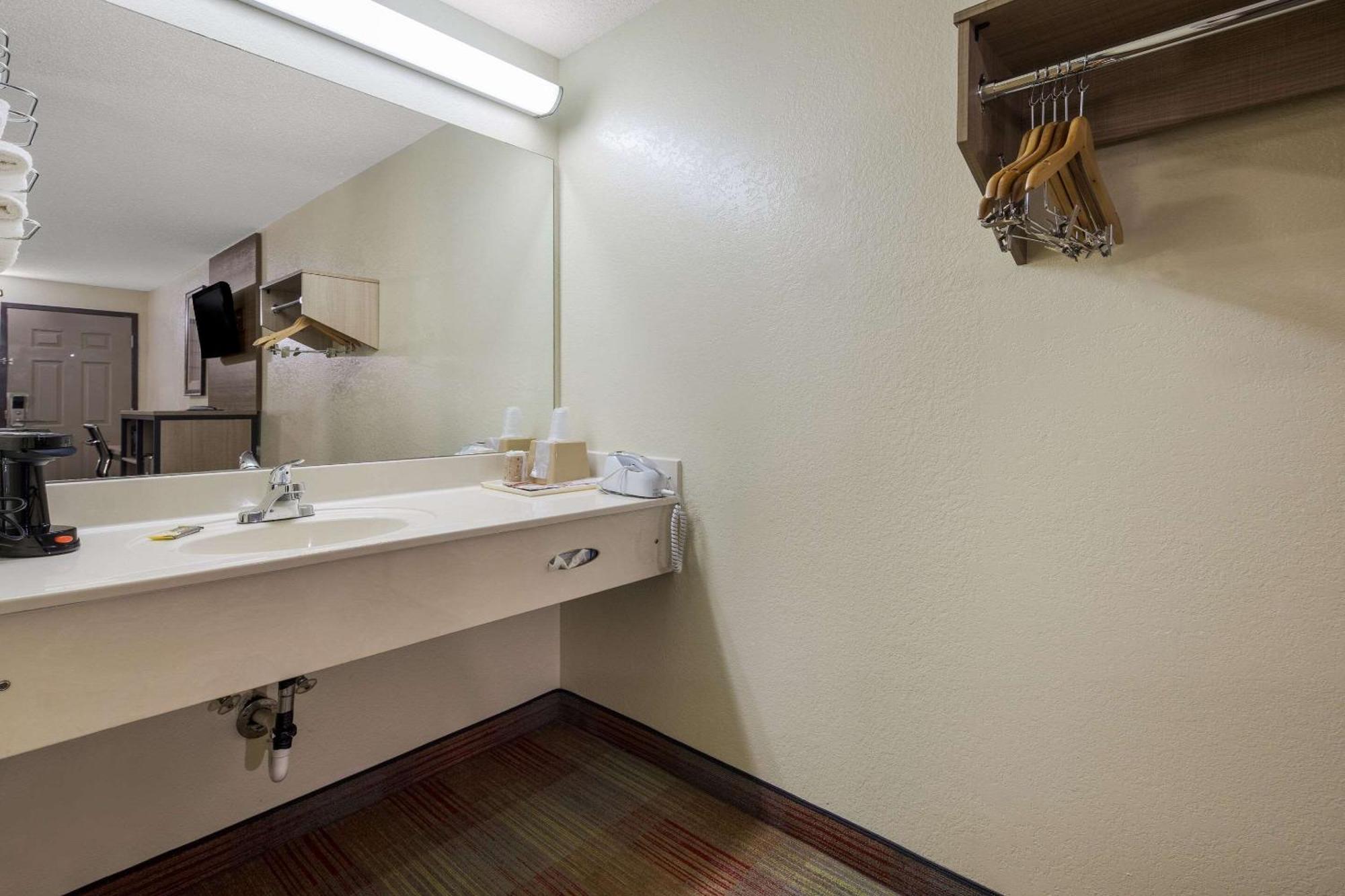 Rodeway Inn Elkton Dış mekan fotoğraf