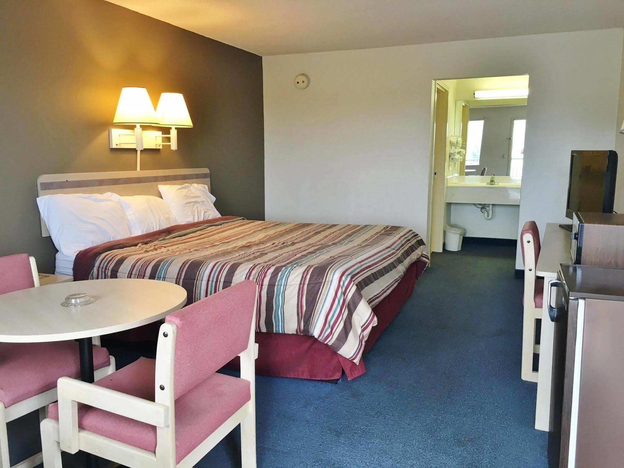 Rodeway Inn Elkton Dış mekan fotoğraf